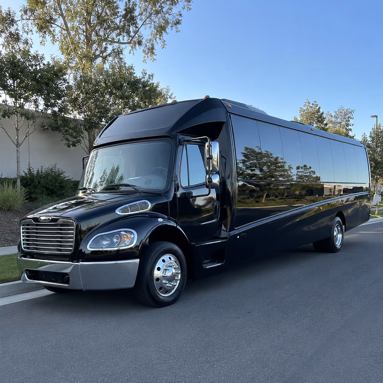 charter buses for north little rock youth group retreats and trips