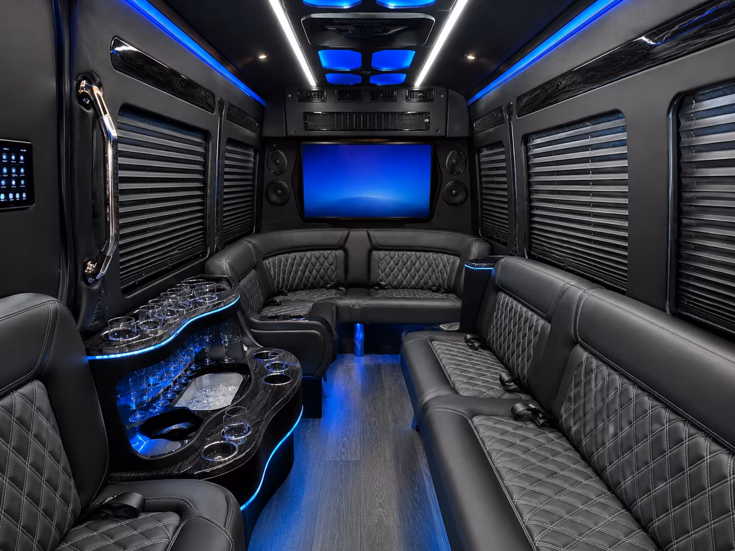 corporate and convention shuttle buses in north little rock