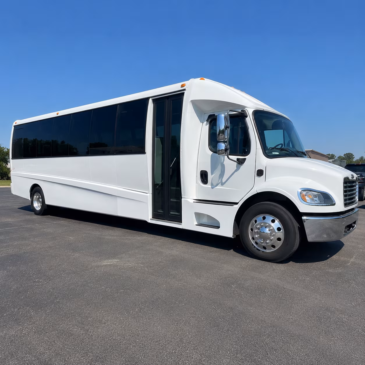minibus wine tour rentals for small groups exploring central arkansas