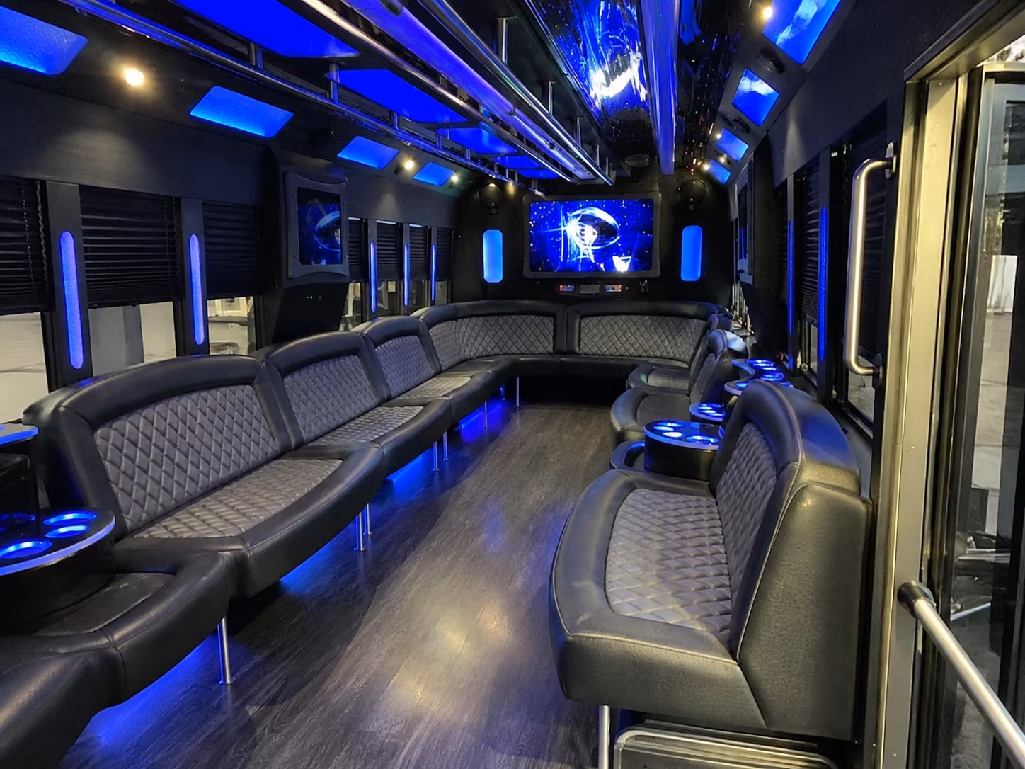 north little rock 28 passenger party bus interior