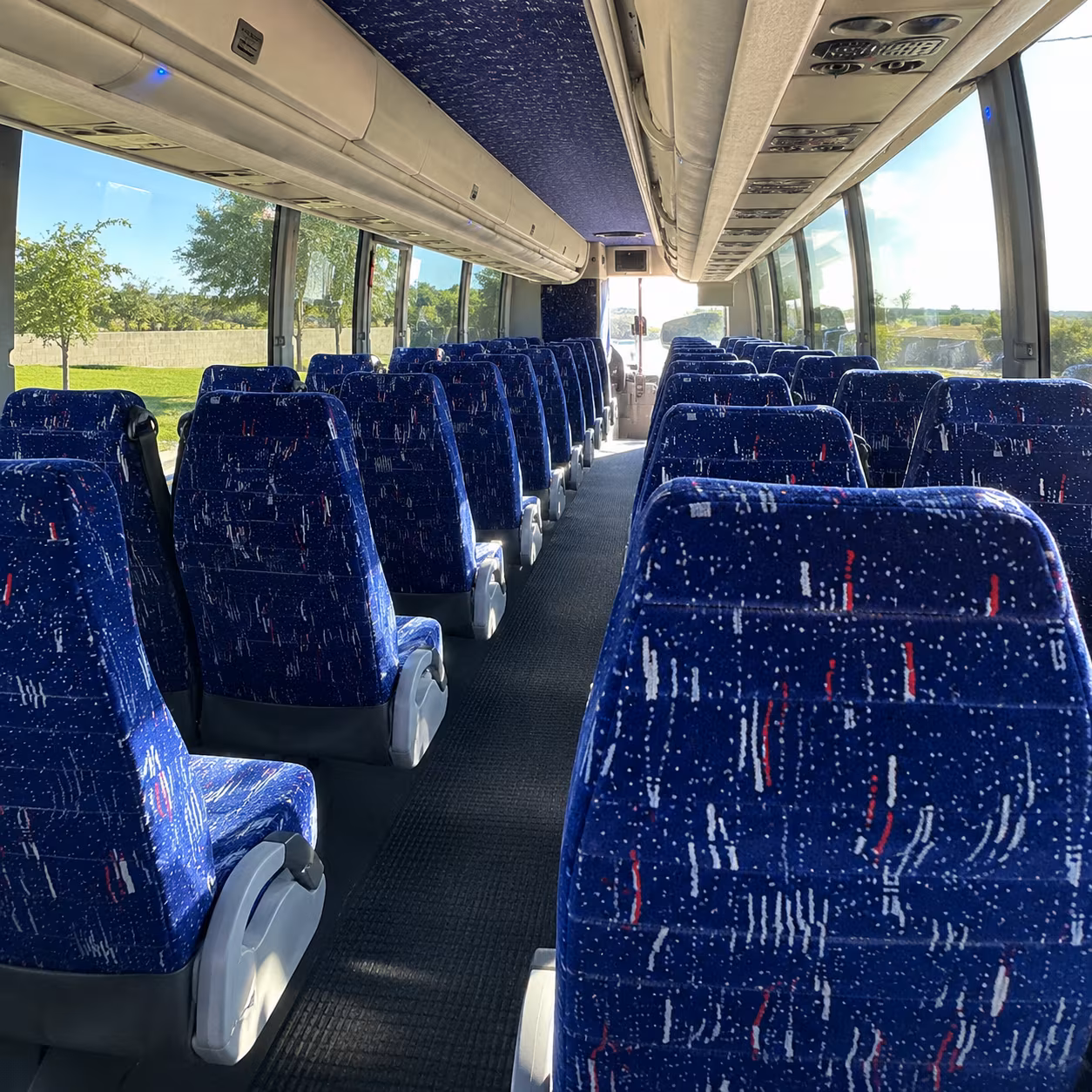 out of state charter bus service for north little rock groups heading to kansas city and st louis
