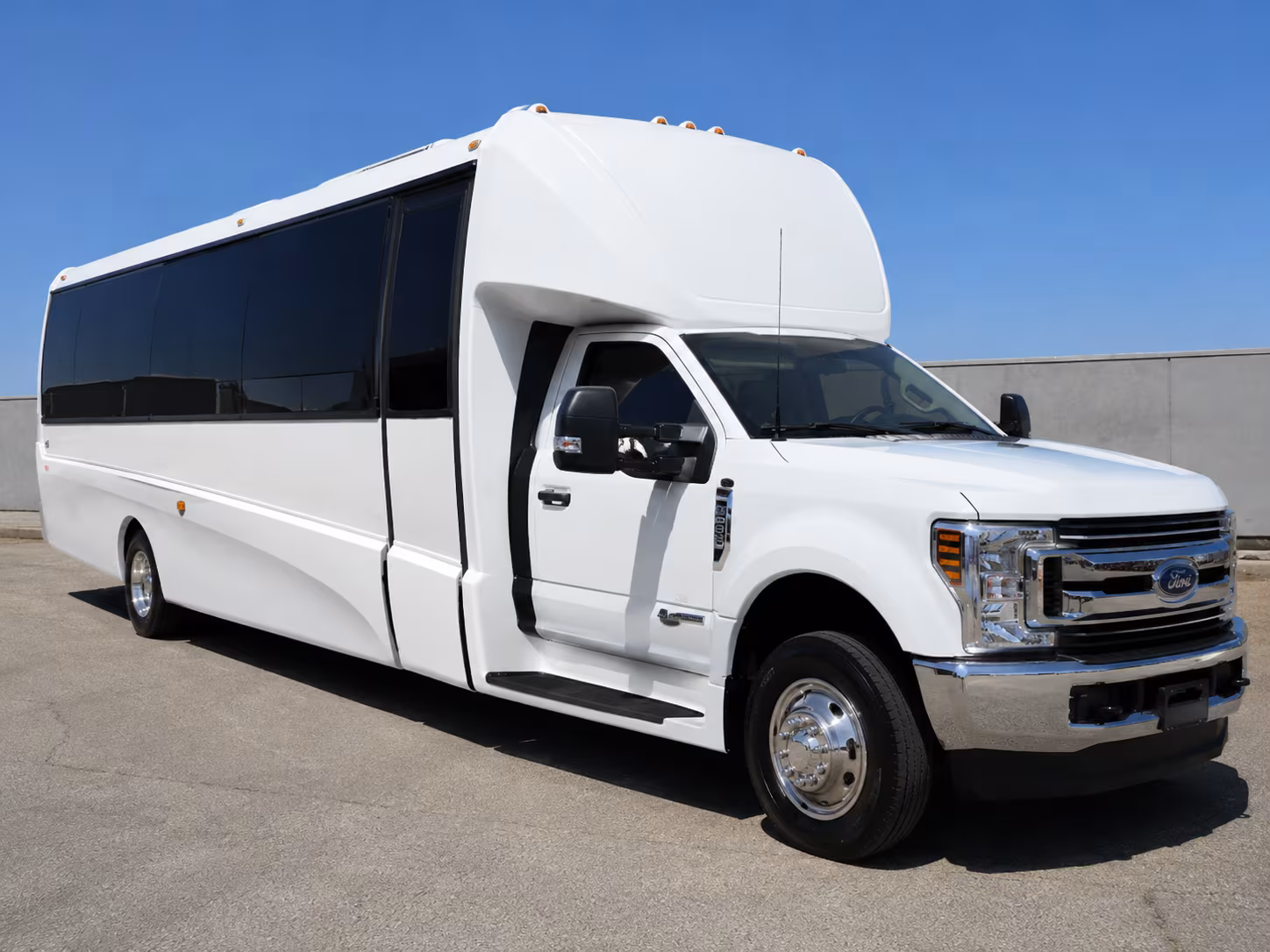 party buses for bachelor bachelorette and birthday events in north little rock