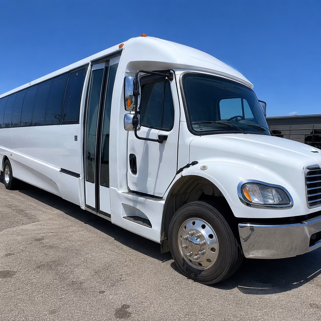 wedding and special event buses in north little rock